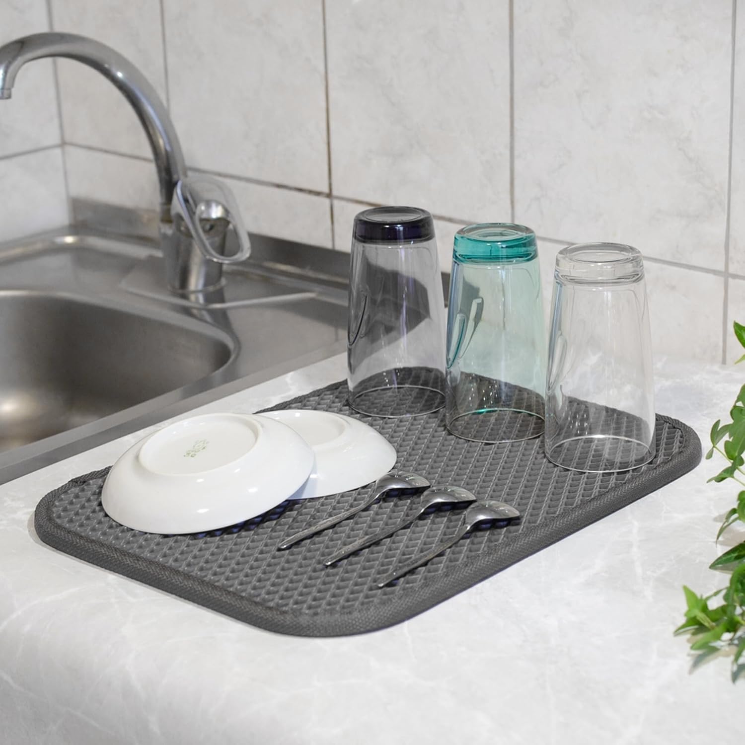 Cutting EDGE Silicone Dish Drying Mat for Kitchen Counter Super Water Absorbent, Non Slip Surface, Heat Resistant, Ideal for kitcehn Utensils & Dish Rack
