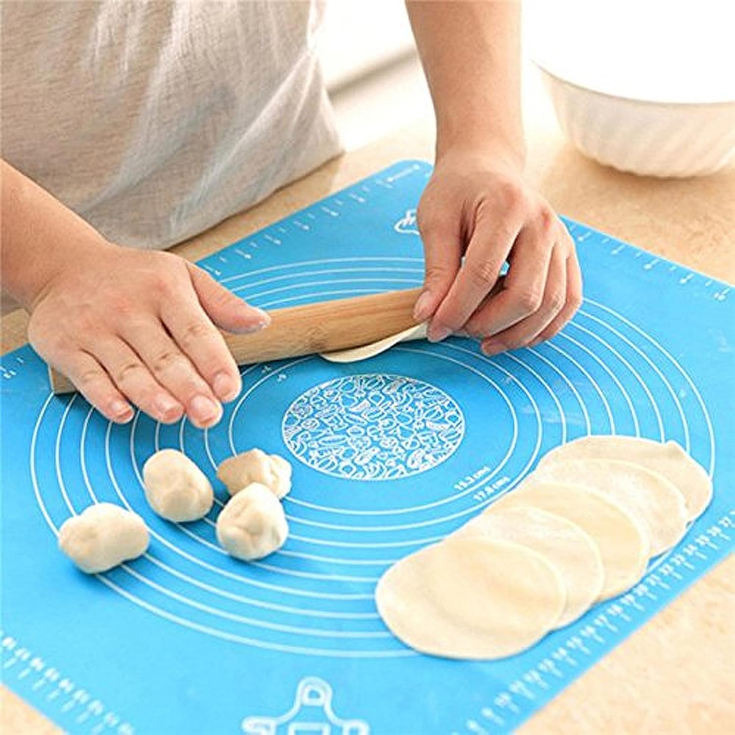 Cutting EDGE Baking Mat - Non Stick & Stretchable Ideal for Baking, Chapati Atta Kneading, Pastry, Thick and Large Rolling Mat with Measurments (50 X 40 Cm)